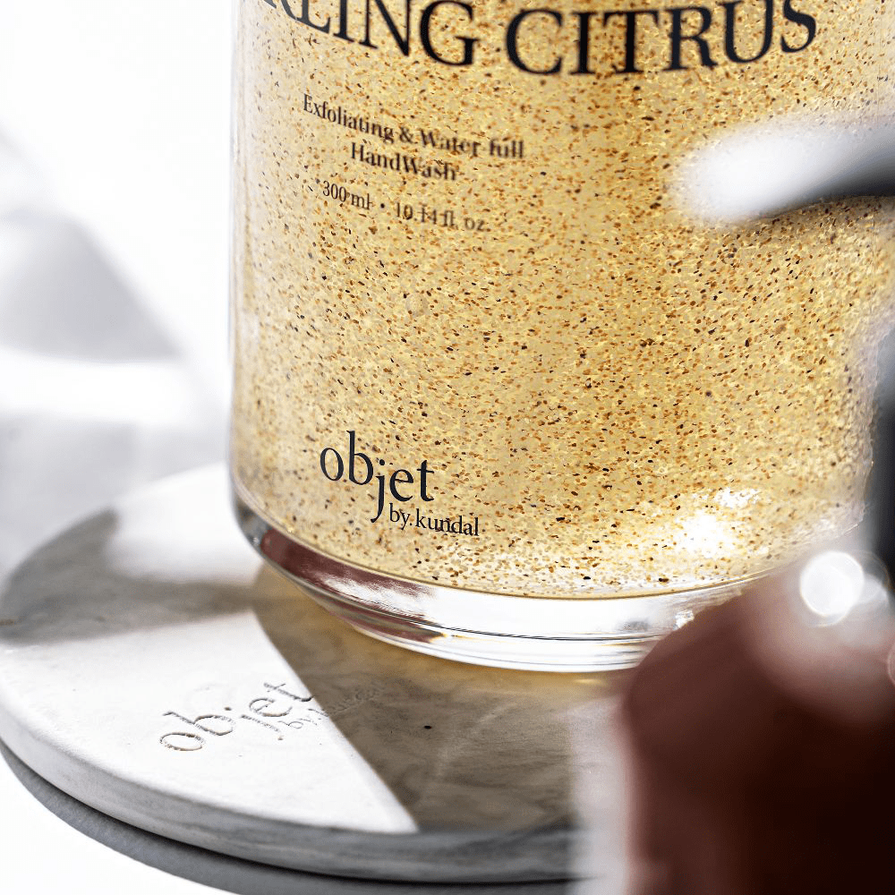Objet by Kundal Exfoliating Hand Wash Sparkling Citrus 300 ml - Beauty Tribe
