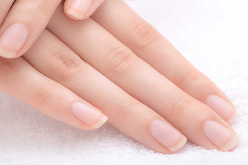 Want Stronger Nails in 7 days? Try these for guaranteed results! - Beauty Tribe