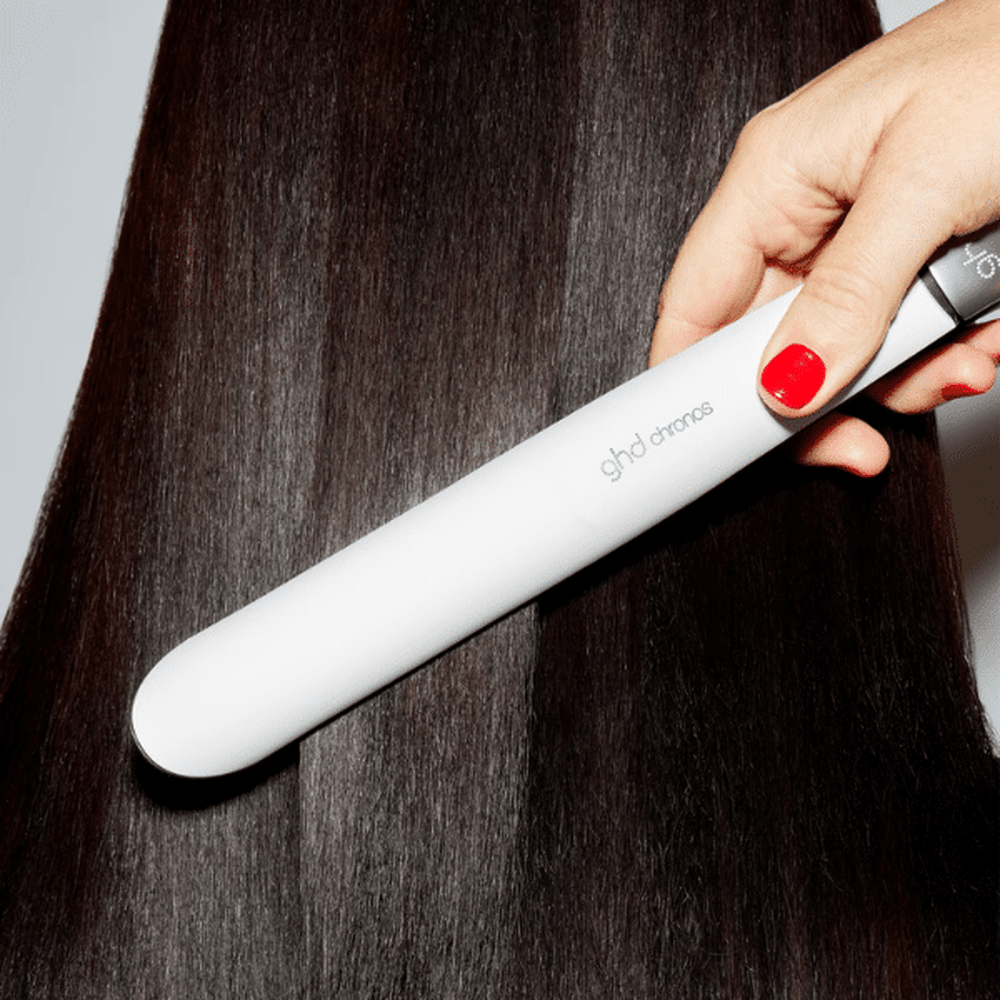 ghd Chronos Hair Straightener In White - Beauty Tribe