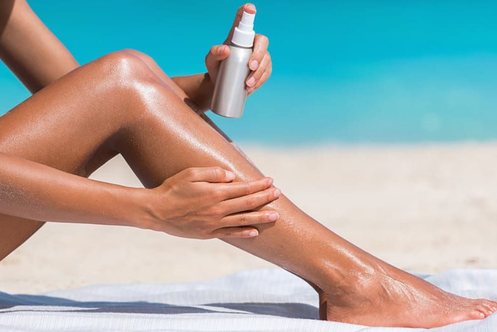 How Does Tanning Oil Work and How to Use it